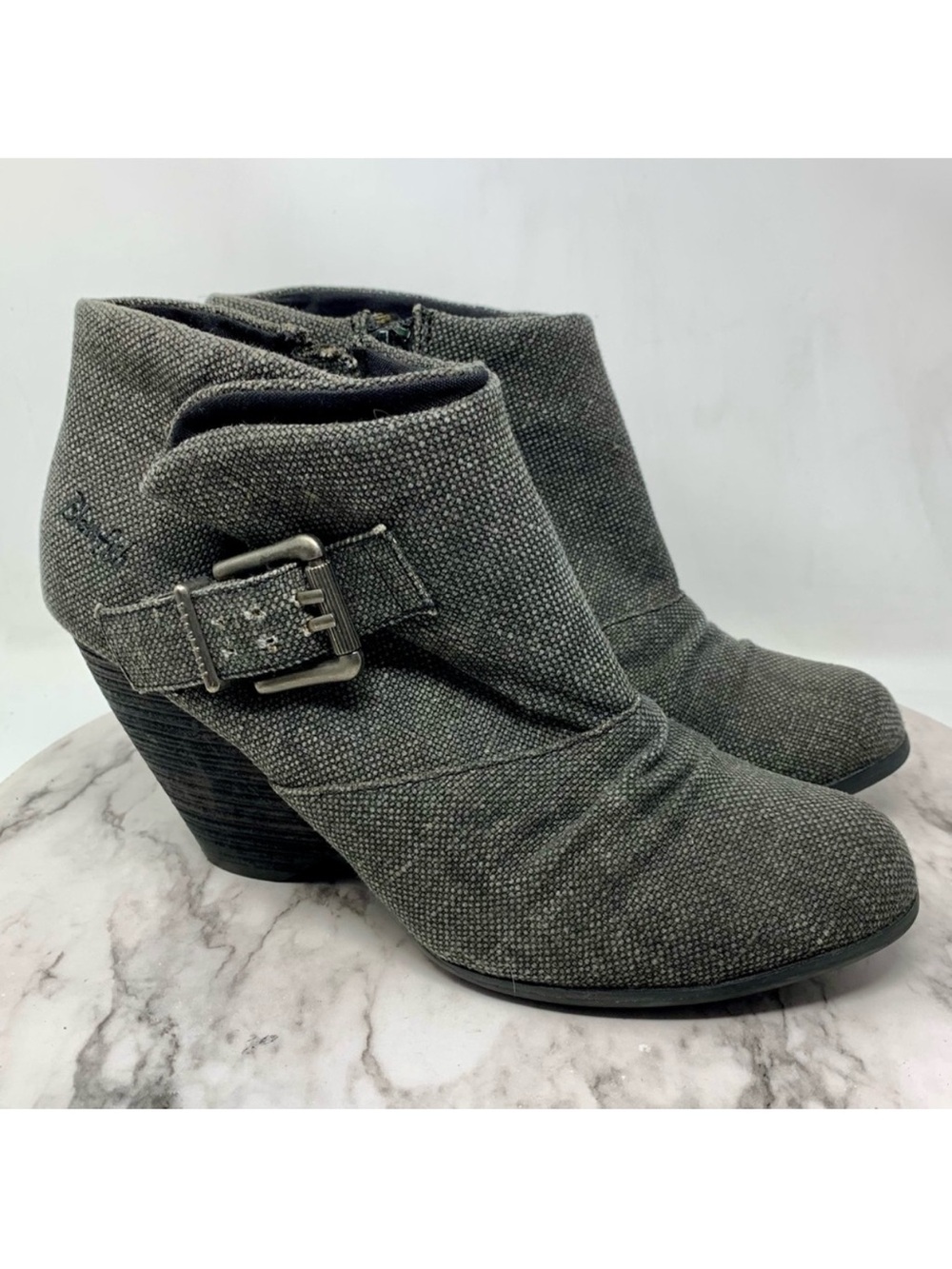 Blowfish Malibu Fold Over Buckle Gray Canvas Boots 10 Edgy Boho Alt Avant Garde